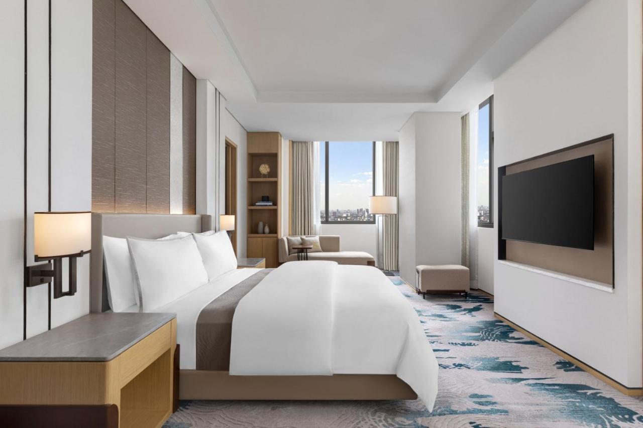 ホテル The Westin Manila Pasig City エクステリア 写真