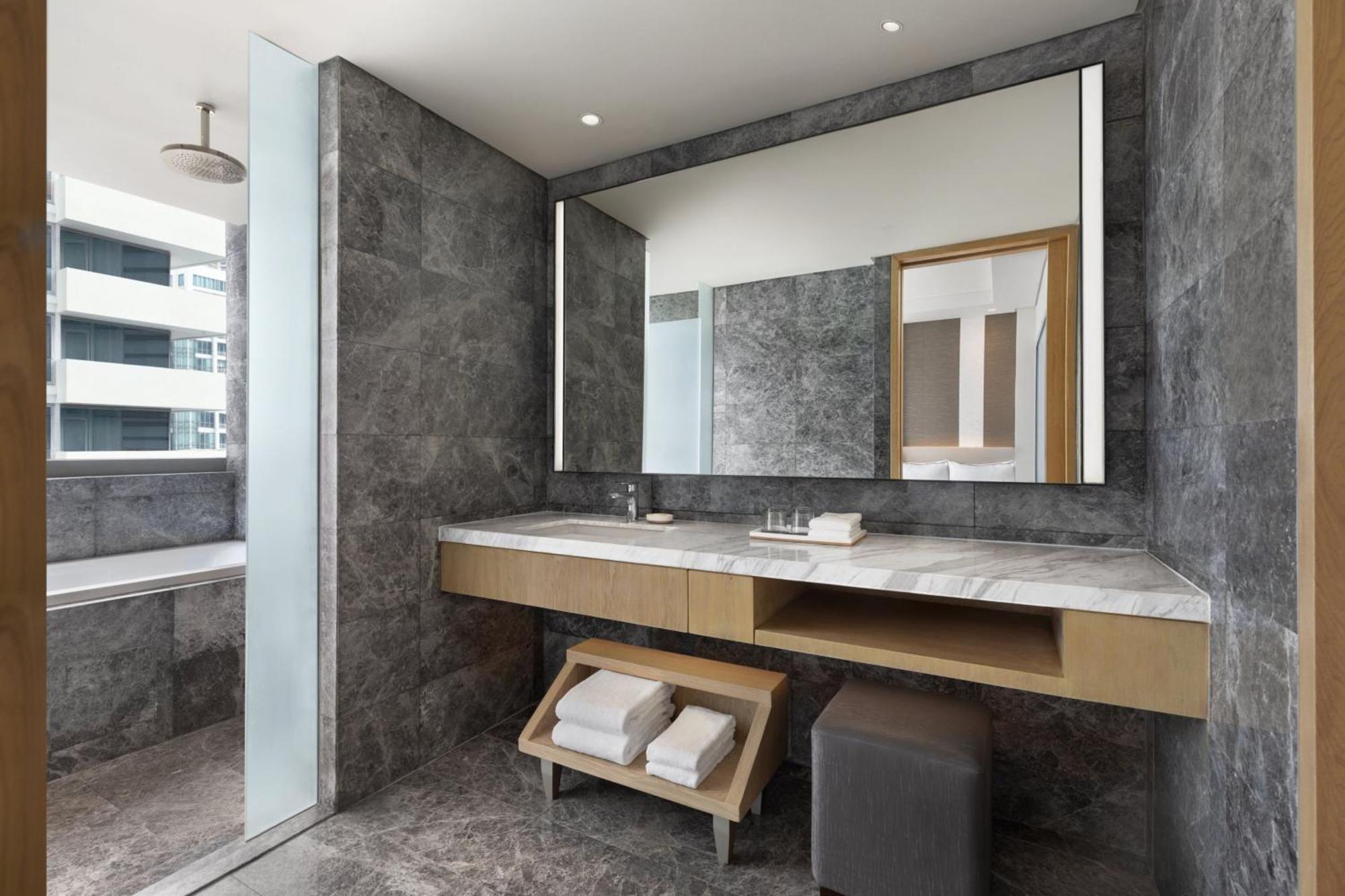 ホテル The Westin Manila Pasig City エクステリア 写真
