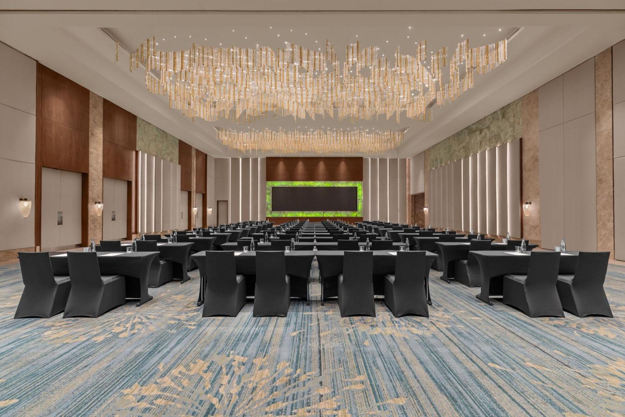 ホテル The Westin Manila Pasig City エクステリア 写真