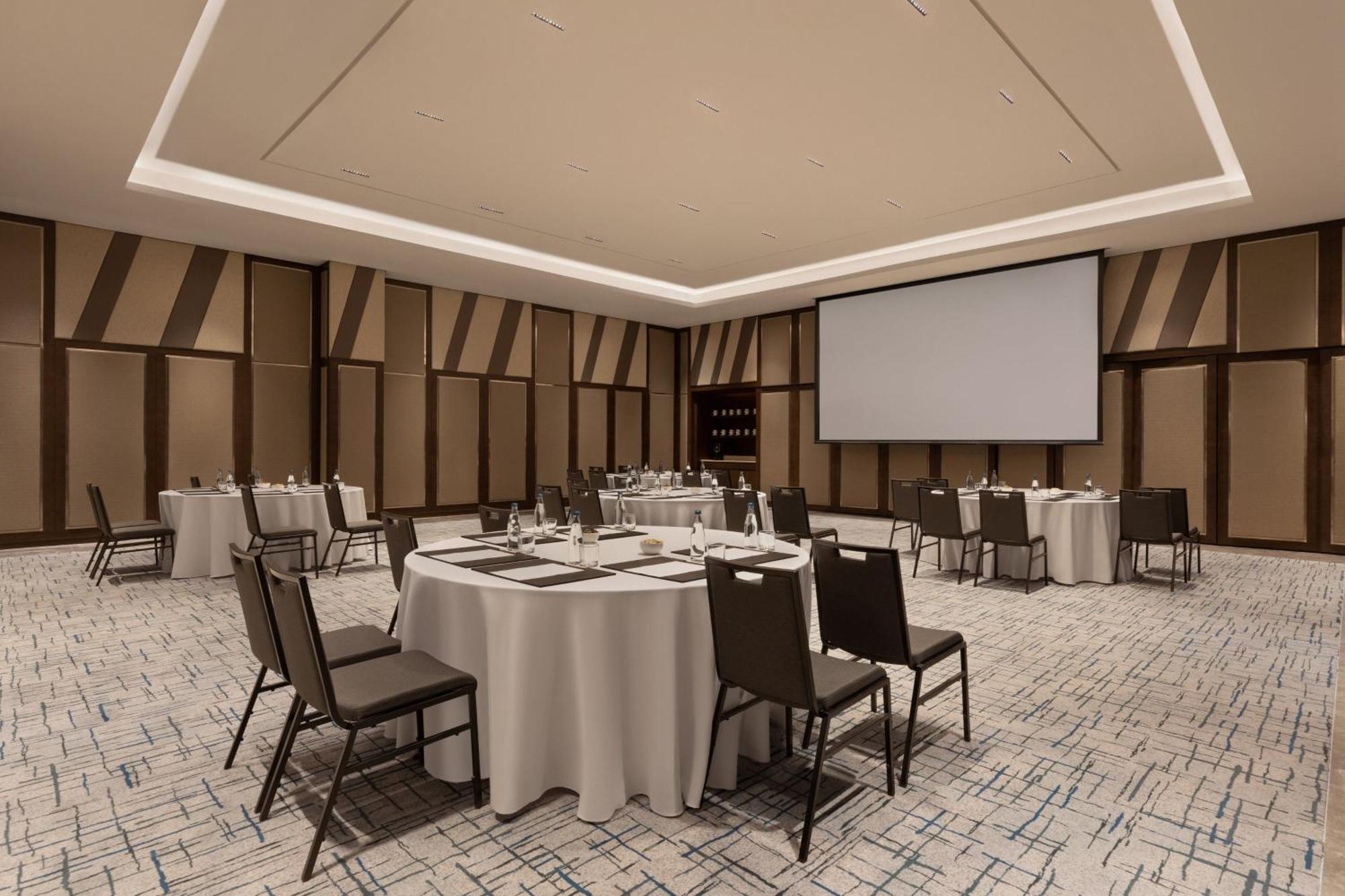 ホテル The Westin Manila Pasig City エクステリア 写真